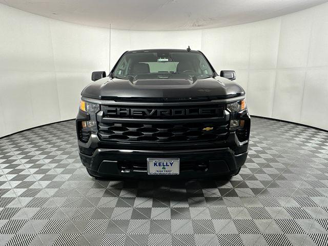 2023 Chevrolet Silverado 1500 4WD Crew Cab Short Bed Custom