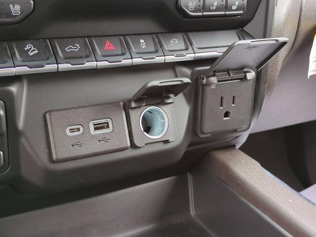 2022 GMC Sierra 1500 Limited 4WD Crew Cab Short Box SLT