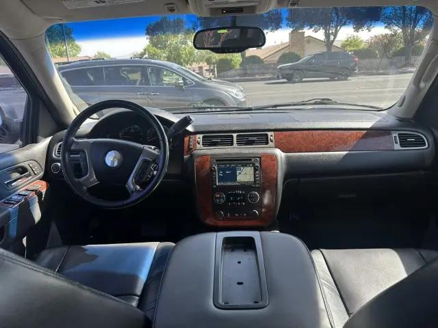 2011 Chevrolet Suburban LTZ