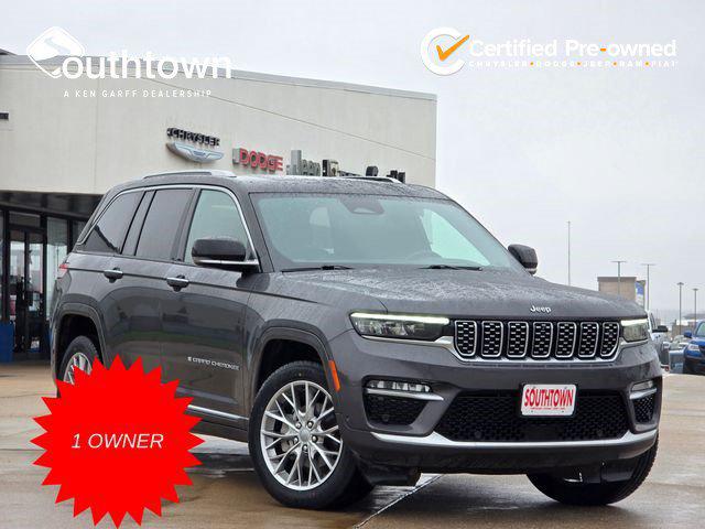 2022 Jeep Grand Cherokee Summit 4x4 for sale in Indianola, IA