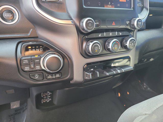 2024 Ram 1500 Big Horn Crew Cab 4x4 5'7" Box
