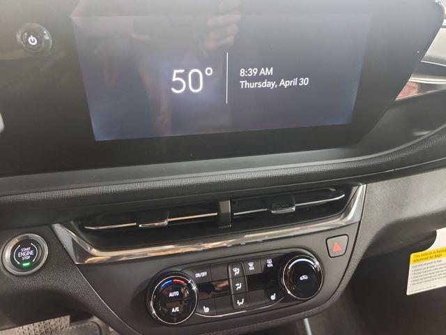 2026 Buick NV Preferred FWD