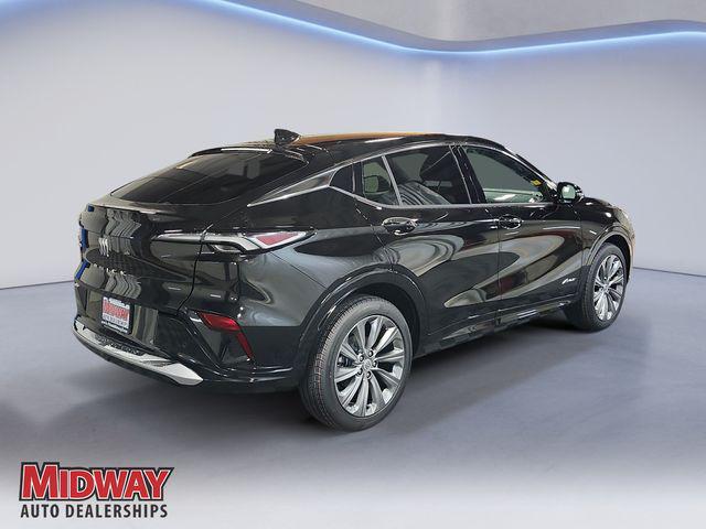 2026 Buick NV Avenir FWD
