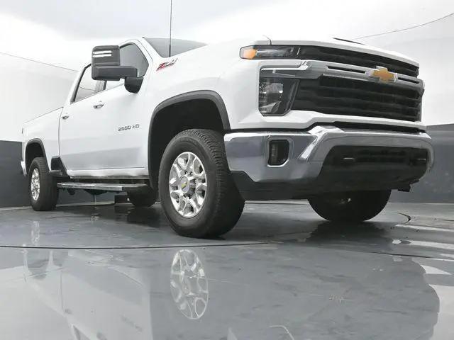 2025 Chevrolet Silverado 2500HD 4WD Crew Cab Standard Bed LT for sale in McAlester, OK
