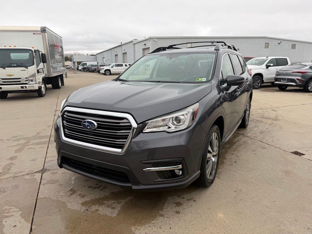 Magnetite Gray Metallic 2020 Subaru Ascent Limited 7-Passenger AWD SUV / Crossover All-Wheel Drive Continuously Variable Transmission