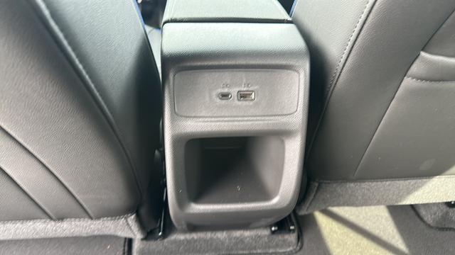 2026 Buick NV Sport Touring FWD