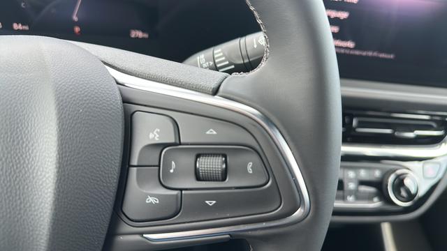 2026 Buick NV Sport Touring FWD