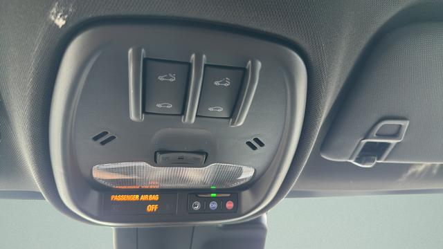 2026 Buick NV Sport Touring FWD
