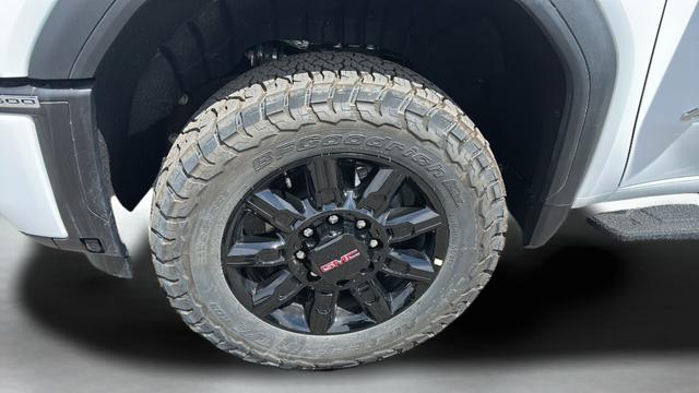 2026 GMC Sierra 3500HD Crew Cab, Long Bed, AT4, 4WD