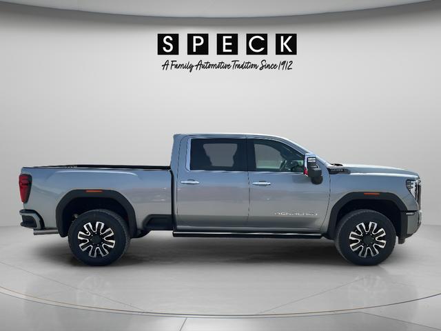 2026 GMC Sierra 2500HD Crew Cab, Standard Bed, Denali Ultimate, 4WD