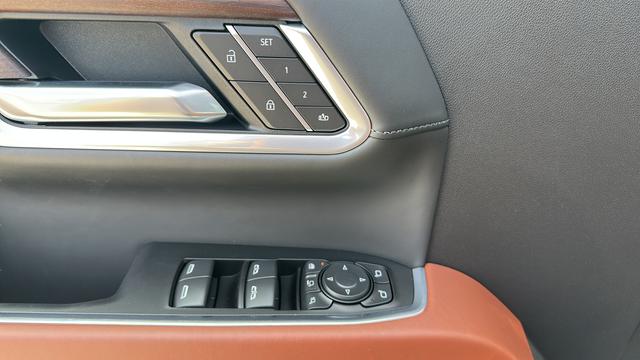 2026 GMC Sierra 2500HD Crew Cab, Standard Bed, Denali Ultimate, 4WD