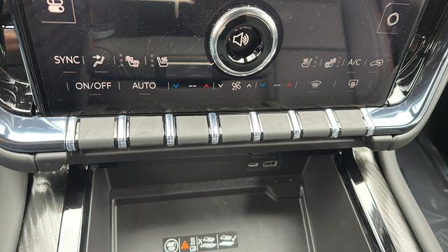 2026 GMC Yukon 4WD AT4
