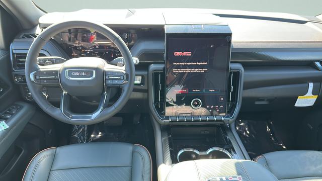 2026 GMC Yukon 4WD AT4
