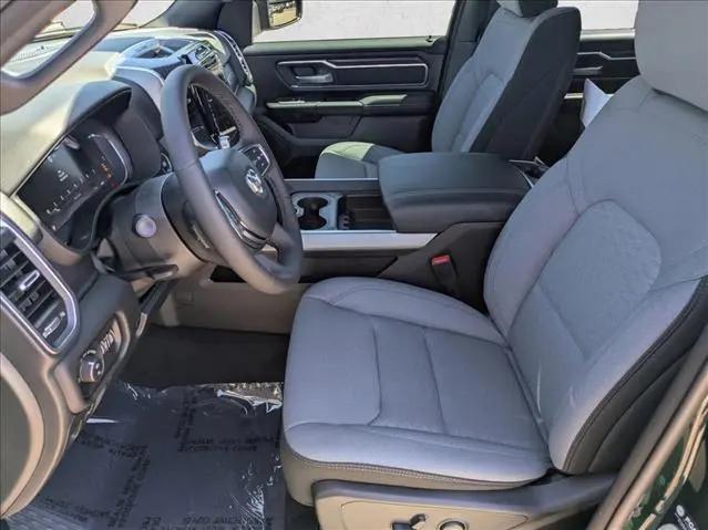 2026 Ram 1500 Big Horn Crew Cab 4x4 64 Box