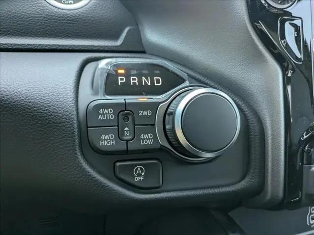 2026 Ram 1500 Big Horn Crew Cab 4x4 64 Box