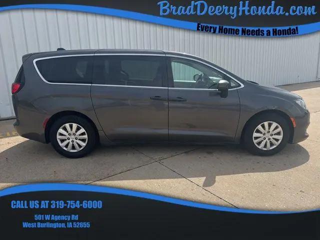 2018 Chrysler Pacifica L for sale in West Burlington, IA