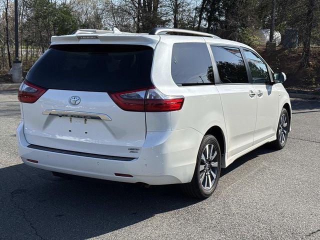 2020 Toyota Sienna Limited Premium