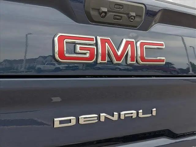 2021 GMC Sierra 2500HD 4WD Crew Cab Standard Bed Denali
