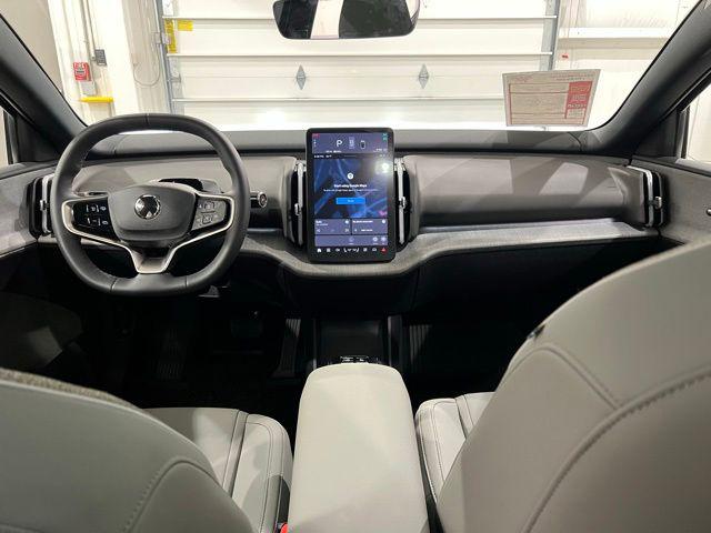 2025 Volvo EX30 Plus Twin Motor Performance, Fully electric