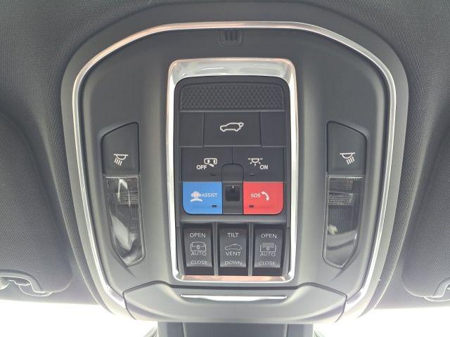 2026 Jeep Cherokee Overland 4x4