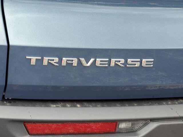 2026 Chevrolet Traverse FWD LT