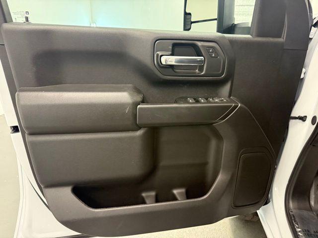 2026 GMC Sierra 3500HD Crew Cab, Long Bed, Pro Dual Rear Wheel, 4WD