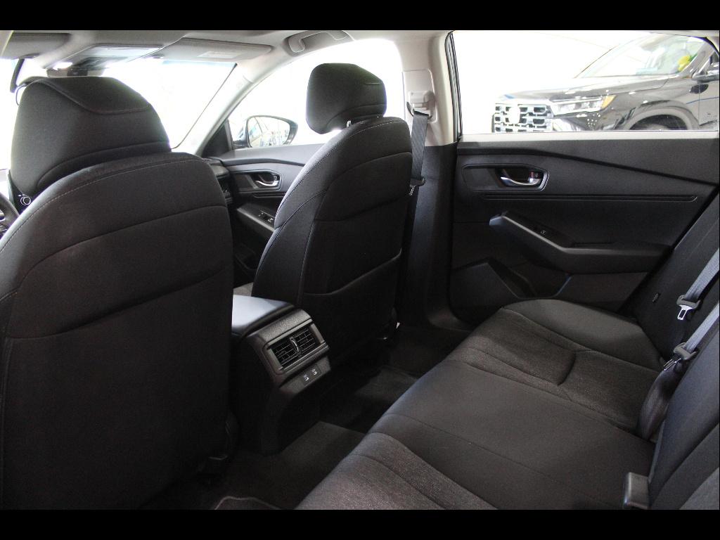 2025 Honda Accord SE - Photo 16