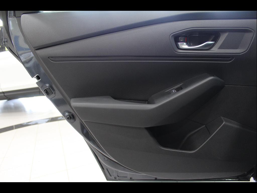 2025 Honda Accord SE - Photo 18