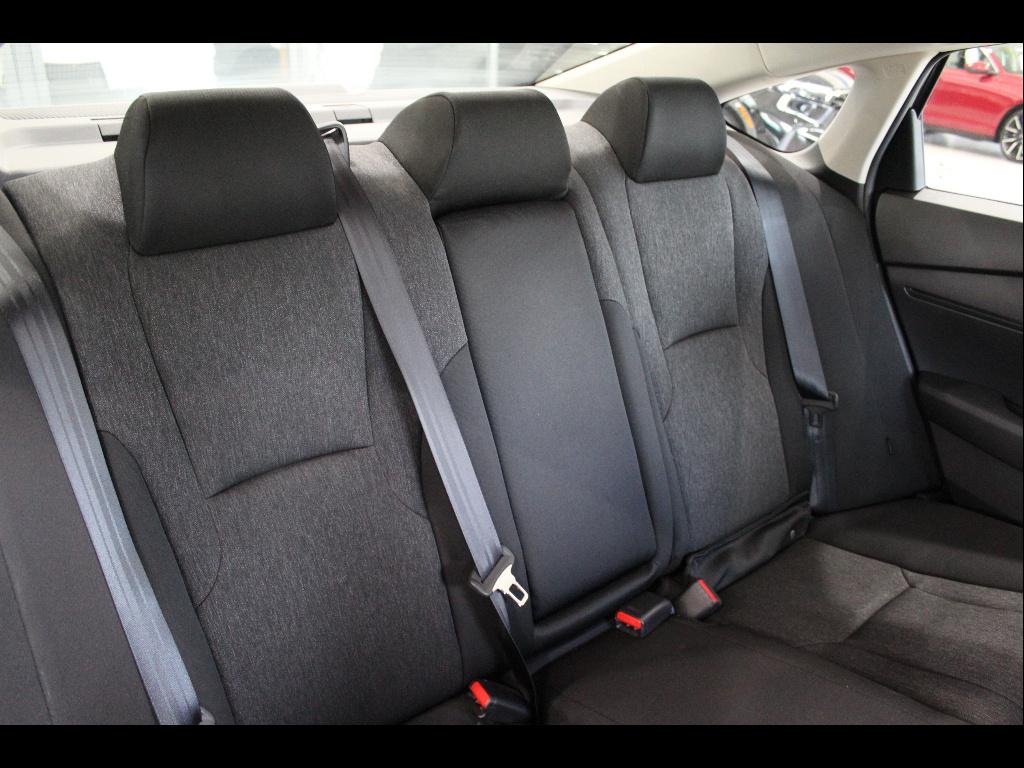 2025 Honda Accord SE - Photo 21