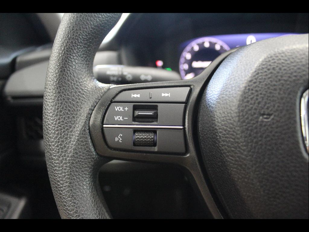 2025 Honda Accord SE - Photo 27