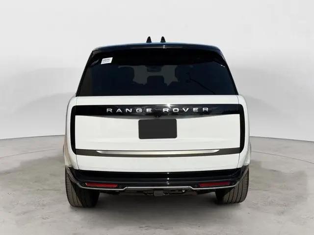 2026 Land Rover Range Rover P530 SE 7 Seat