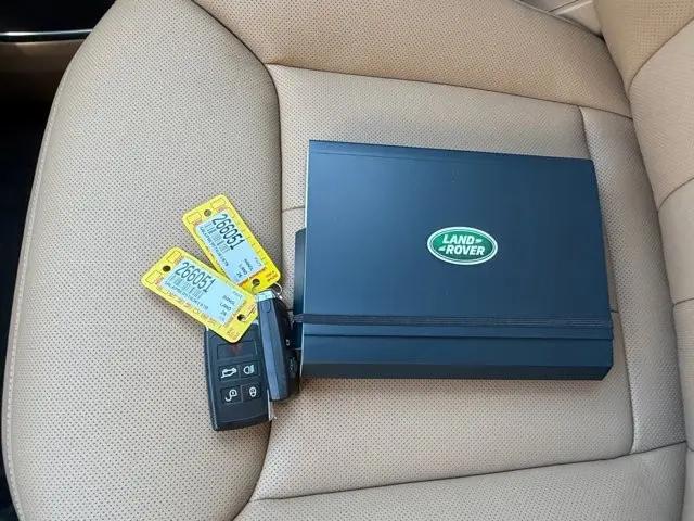 2026 Land Rover Range Rover P530 SE 7 Seat