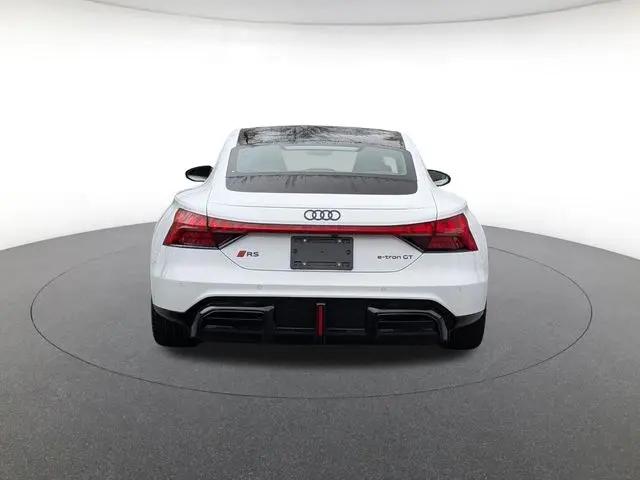 2026 Audi RS e-tron GT quattro