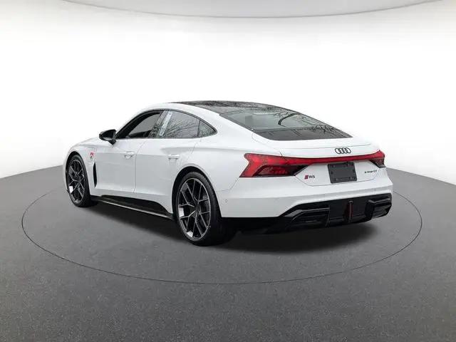 2026 Audi RS e-tron GT quattro
