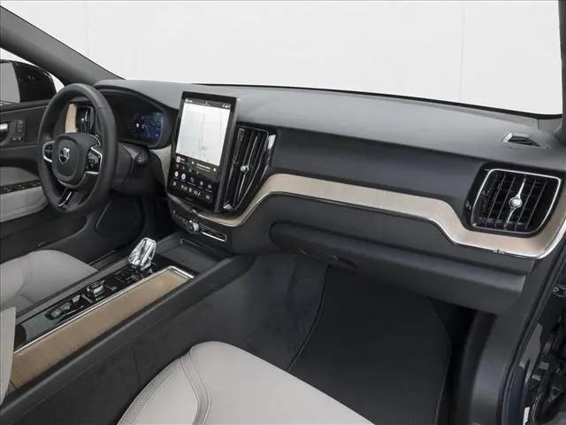 2026 Volvo XC60 B5 Core