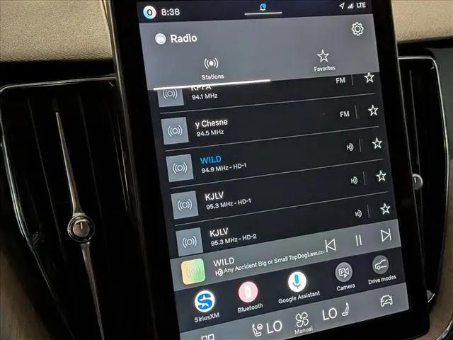 2026 Volvo XC60 Plug-In Hybrid Plus, T8 AWD Electric/Gasoline, Dark
