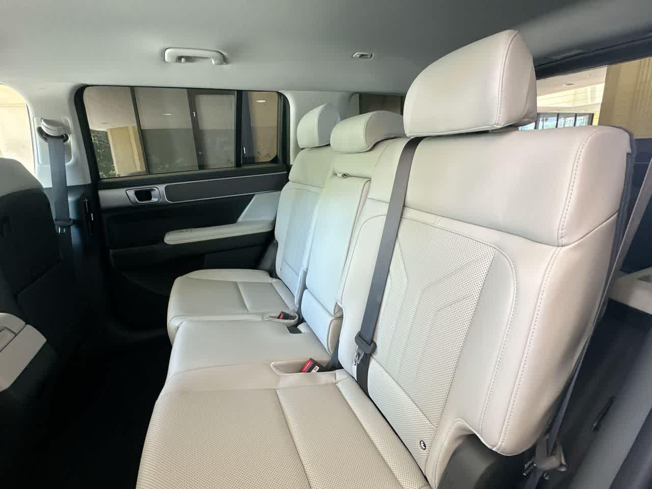 New 2026 Ecotronic Gray Hyundai SEL FWD image 51