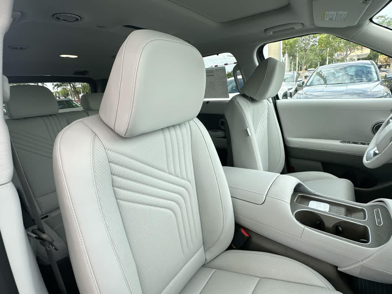 New 2026 Abyss Black Pearl Hyundai Blue SEL Premium 8P image 56