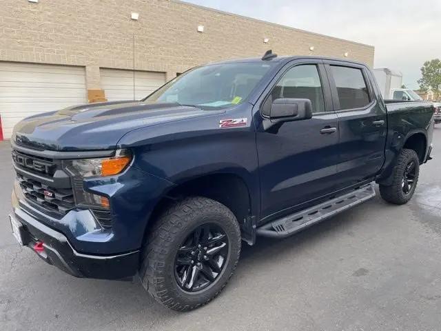 2022 Chevrolet Silverado 1500 4WD Crew Cab Short Bed Custom Trail Boss