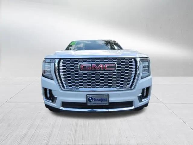 2021 GMC Yukon XL 4WD SLT