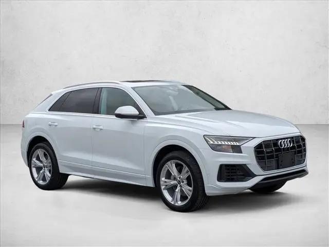 2023 Audi Q8 Premium Plus 55 TFSI quattro Tiptronic