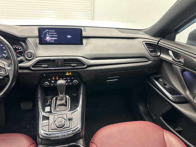 2023 Mazda CX-9 Carbon Edition