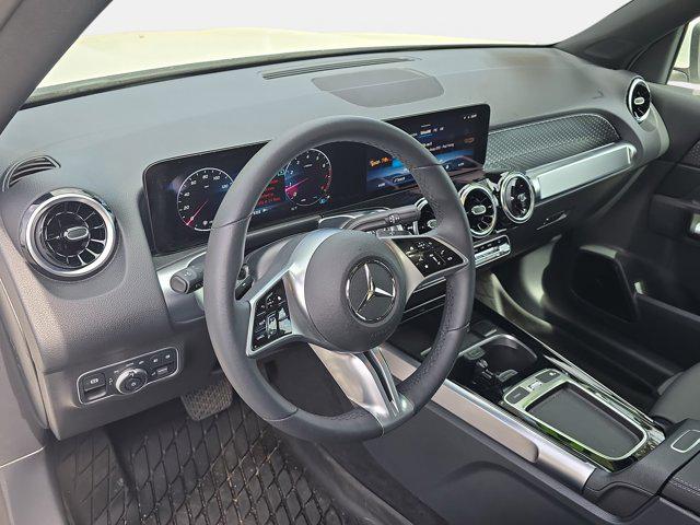 2025 Mercedes-Benz GLB GLB 250