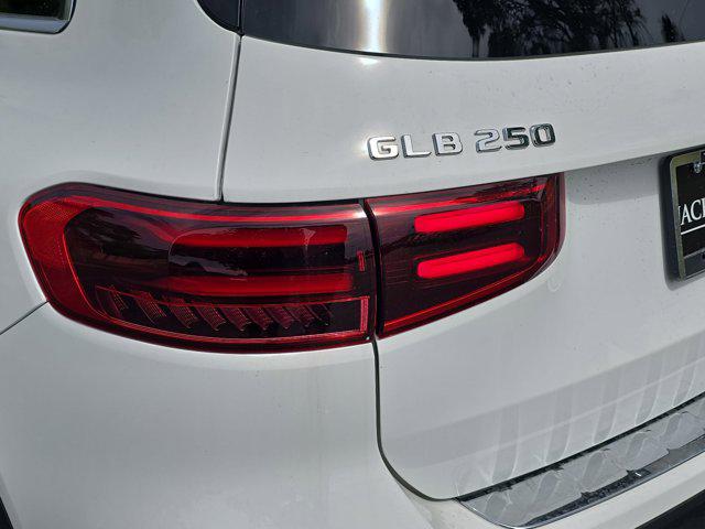 2025 Mercedes-Benz GLB GLB 250
