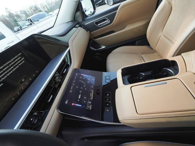2025 INFINITI QX80 SENSORY AWD
