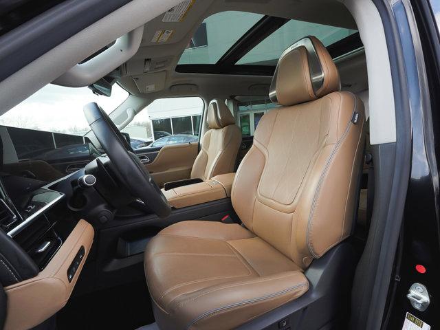 2025 INFINITI QX80 SENSORY AWD