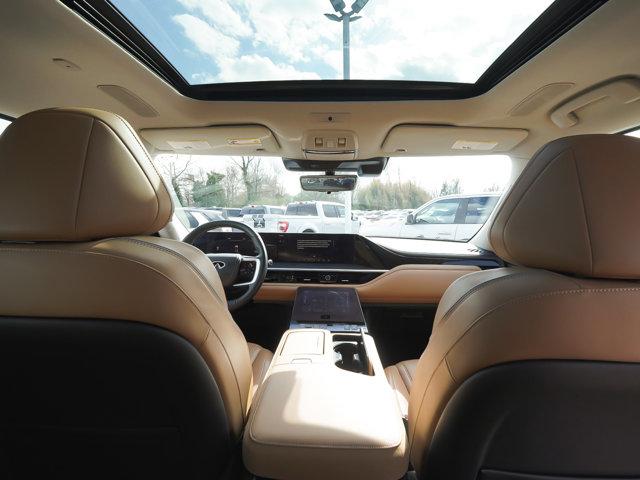 2025 INFINITI QX80 SENSORY AWD