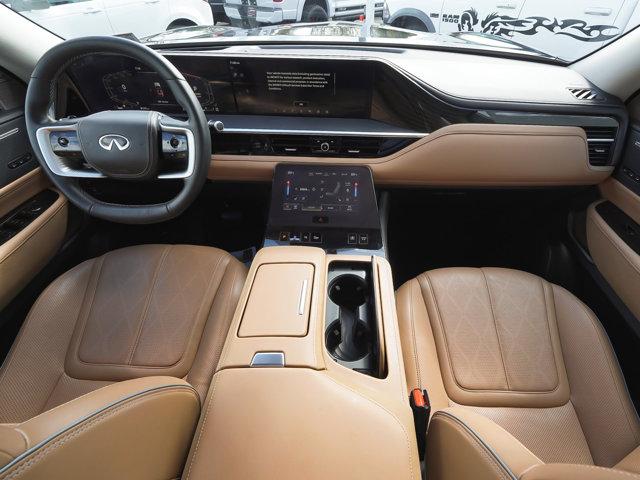 2025 INFINITI QX80 SENSORY AWD