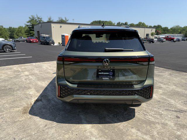2026 Volkswagen Tiguan SE R-Line Black