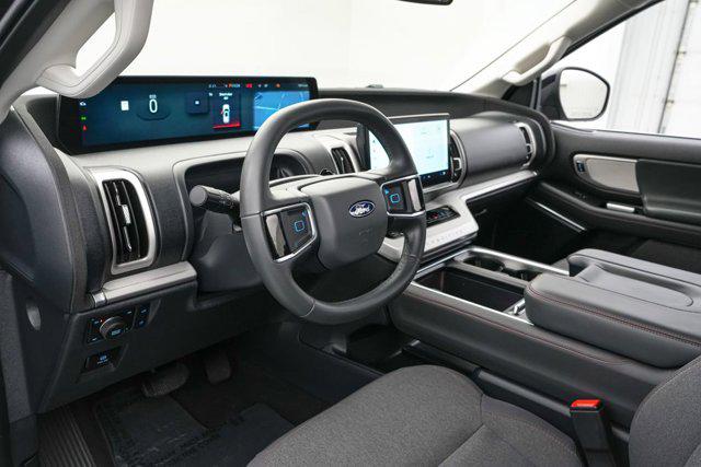 2025 Ford Expedition Active MAX